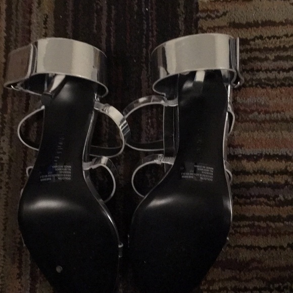 Calvin Klein Dolcita Silver Dress Shoes Preowned - Picture 5 of 7